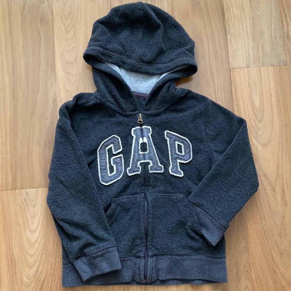 ***SOLD*** Gap Kids boy toddler zip up hoodie